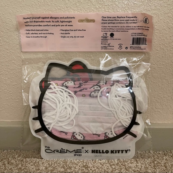 Authentic Adult Hello Kitty Face Masks - Picture 2 of 2